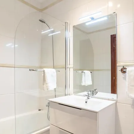 Apartamento Leva Dmar Nazaré