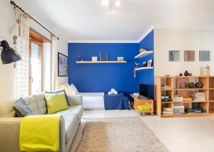 Leva Dmar נאזרה