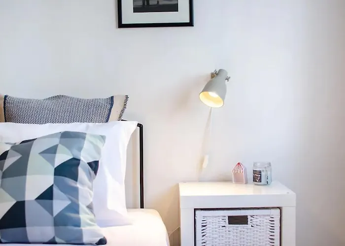 Leva Dmar נאזרה